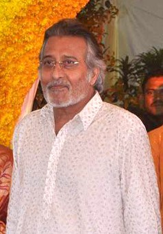 Vinod Khanna