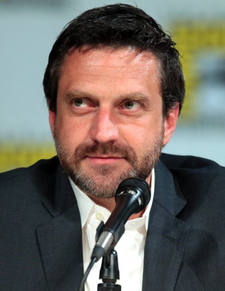 Raúl Esparza