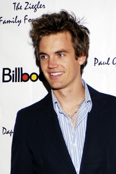 Tyler Hilton