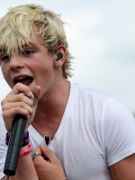 Ross Lynch