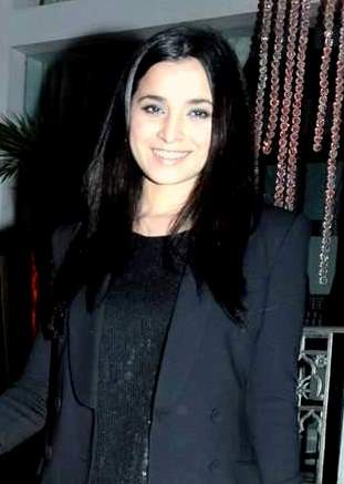 Simone Singh