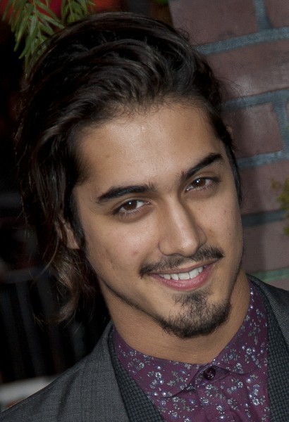 Avan Jogia