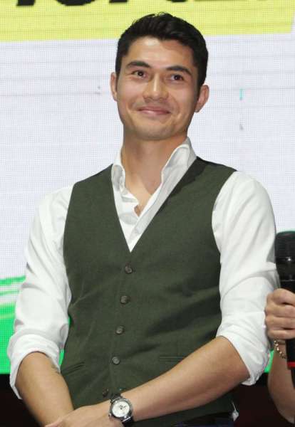 Henry Golding