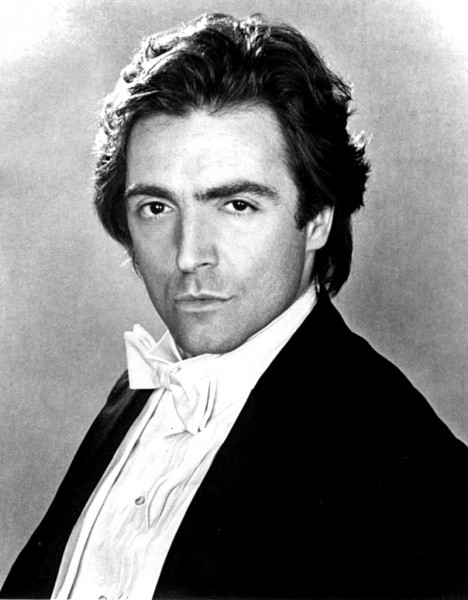 Armand Assante