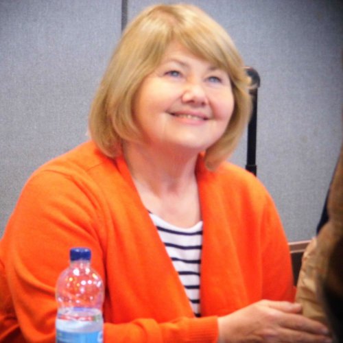 Annette Badland