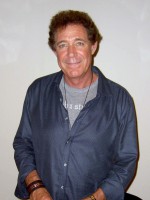 Barry Williams