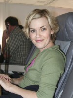 Kari Wahlgren