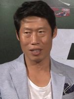 Yoo Hae-jin