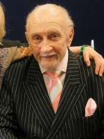 Roy Dotrice