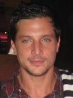 Simon Rex