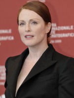 Julianne Moore